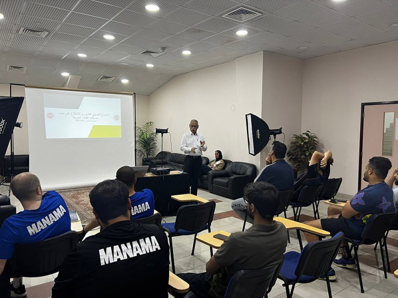 لجنة مسابقات السلة تستعرض نظام دوري الفئات مع المدربين