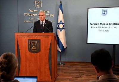 إسرائيل تحث الغرب على وقف مفاوضات إحياء الاتفاق النووي مع إيران