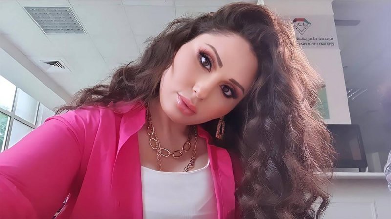 نور عرقسوسي تقدم "تريو" Que linda en AUE