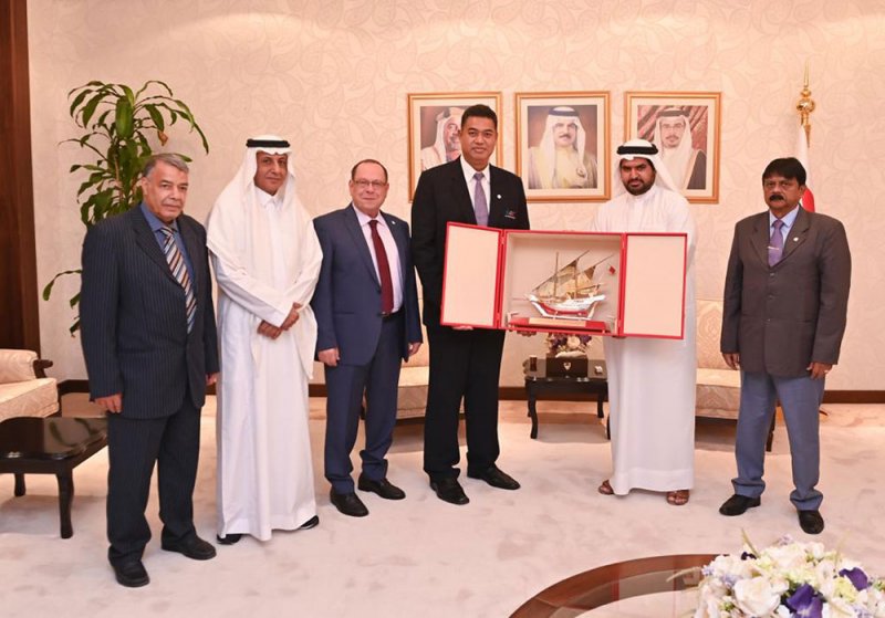 عيسى بن علي يثمن جهود الاتحاد الآسيوي للطائرة في تطوير اللعبة