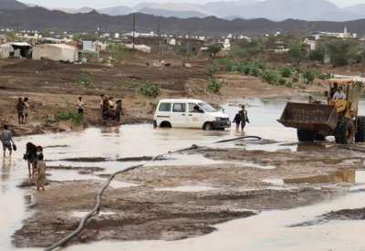 الأمطار والسيول تضيفان معاناة جديدة لليمنيين