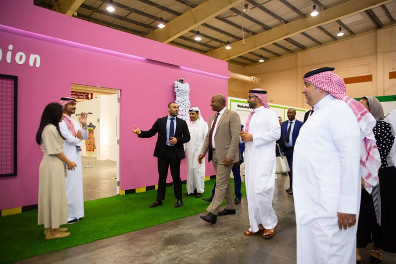 المؤيد يصطحب وزير الشؤون الخارجية بجمهورية بوروندي بجولة في مدينة شباب 2030