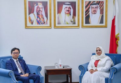 وزيرة الصحة تستقبل سفير كوريا