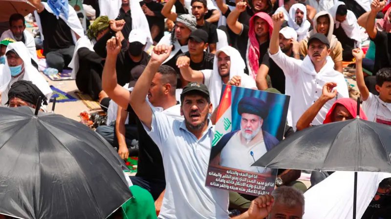 وزير الصدر: نريد بلداً خالياً من الميليشيات والتبعية