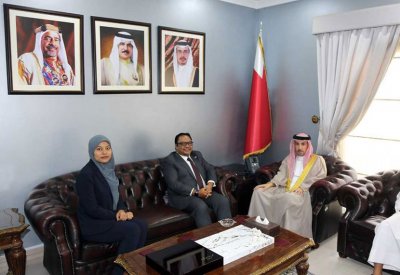 محافظ العاصمة يستقبل السفير الماليزي