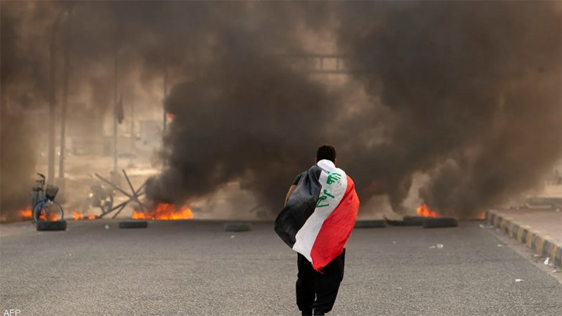 إيران تغلق حدودها مع العراق.. والكويت تدعو رعاياها للمغادرة