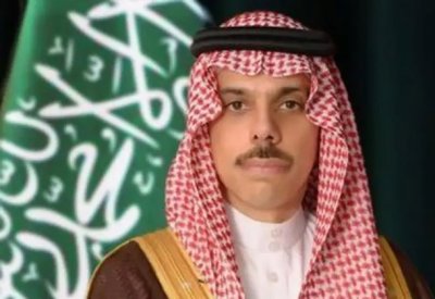 وزير الخارجية السعودي يؤكد دعم بلاده لكل ما يضمن الأمن والاستقرار في العراق