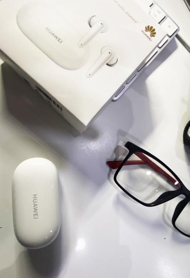 مع سماعات HUAWEI FreeBuds SE.. جودة صوت واضحة جدًا وتشغيل لمدة 24 ساعة