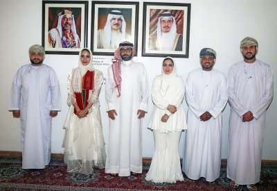 المؤيد يبحث مع رئيسة جمعية الصداقة العمانية البحرينية التعاون الشبابي