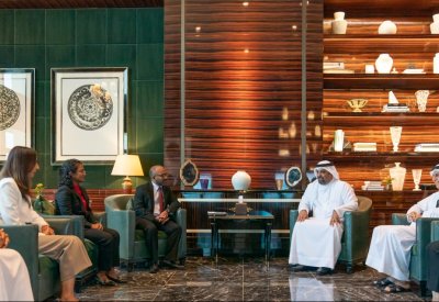معالي وزير المالية والاقتصاد الوطني يستقبل وزير المالية ووزيرة البيئة والتغير المناخي والتكنولوجيا بجمهورية المالديف