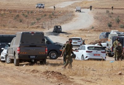 جرحى بإطلاق نار على حافلة إسرائيلية في غور الأردن