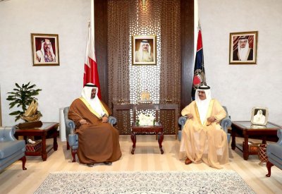 معالي وزير الداخلية يبحث مجالات التعاون والتنسيق مع معالي وزير المالية والاقتصاد الوطني