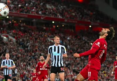 لاعب ليفربول: صلاح "خائف".. وأخشى عليه من مصير أوزيل