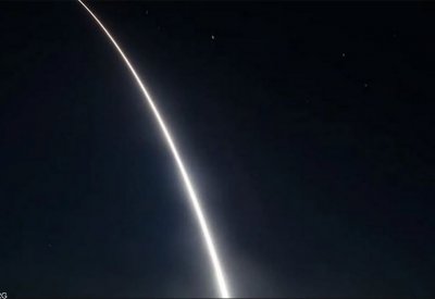 الولايات المتحدة تختبر بنجاح "قوة الردع النووي"
