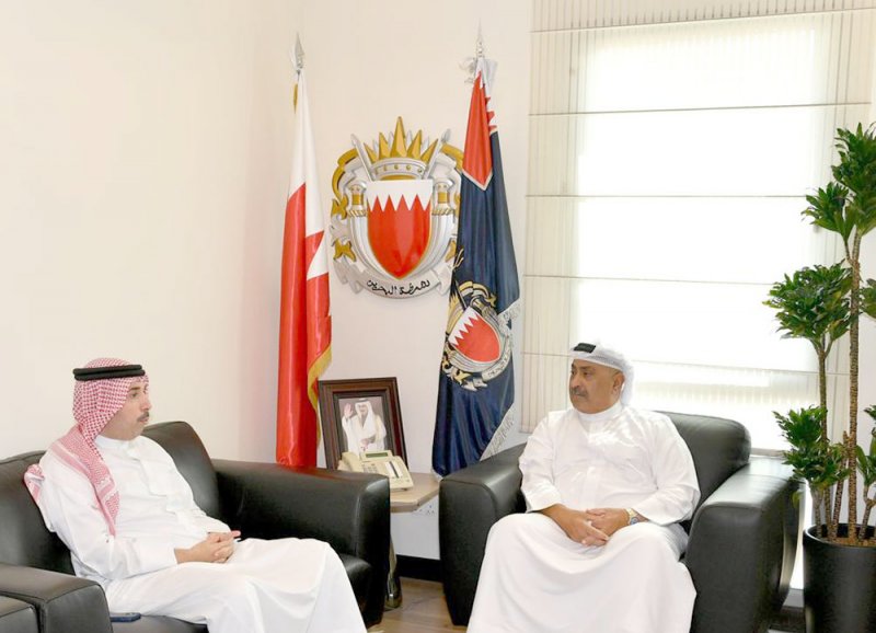 وكيل وزارة الداخلية يستقبل محافظ محافظة العاصمة