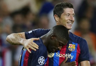 برشلونة يفترس فيكتوريا بلزن في ليلة توهج ليفاندوفسكي
