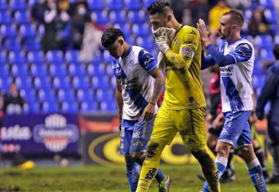 باتشوكا يتعادل بصعوبة مع بويبلا ضمن الجولة 14 من الدوري المكسيكي
