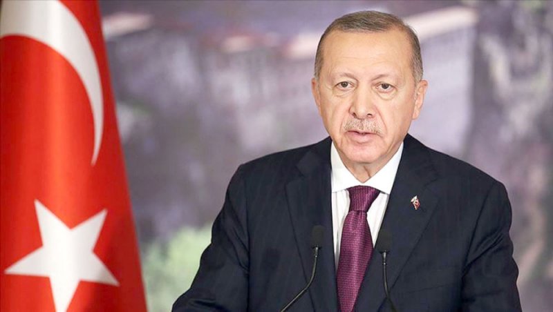 أردوغان يهدد الولايات المتحدة باللجوء إلى روسيا