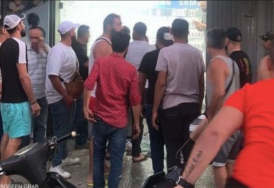 طرابلس لبنان "ثكنة أمنية" بعد مأساة متجر الهواتف