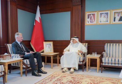 وزير الخارجية يستقبل المدير التنفيذي للمعهد الدولي للدراسات الاستراتيجية في الشرق الأوسط