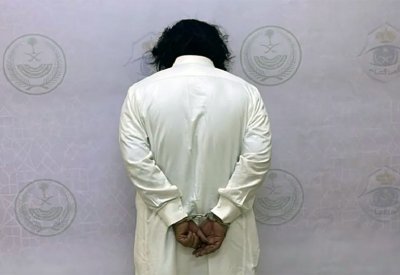 السعودية.. القبض على شخص "اعتمر" عن روح ملكة بريطانيا