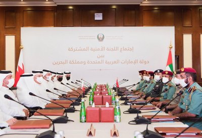 رئيس الأمن العام يشيد بمسيرة التعاون الأمني مع دولة الإمارات والحرص على تعزيز تبادل الخبرات والتجارب الأمنية