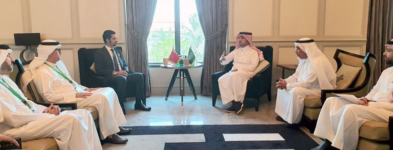 وزير البلديات يبحث التعاون المشترك مع وزير الشئون البلدية والقروية والإسكان السعودي