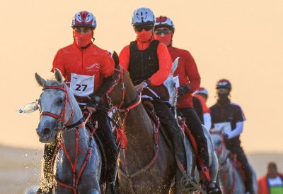 ناصر بن حمد يعتمد سباقات الموسم الجديد للقدرة 2022/2023