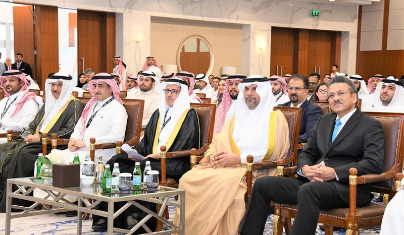 وزير النفط والبيئة يفتتح فعاليات مؤتمر ومعرض الشرق الأوسط الرابع لتكنولوجيا الإيثيلين