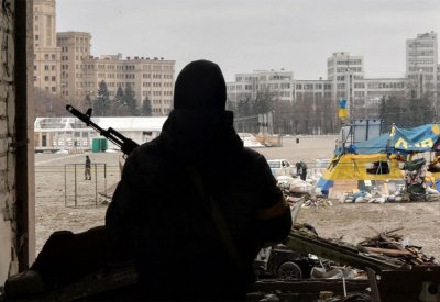 بريطانيا: الانسحاب الروسي في أوكرانيا "غير منظم"