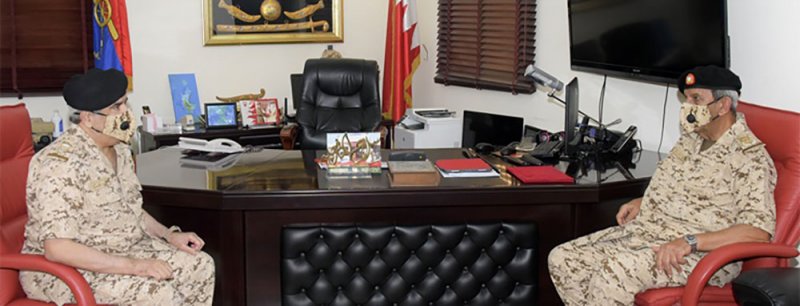 القائد العام يتفقد إحدى وحدات قوة دفاع البحرين