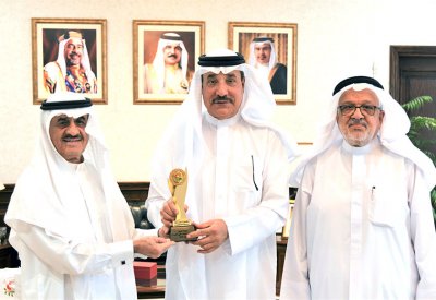 حميدان يلتقي رئيس مجلس إدارة جمعية البحرين لرعاية الوالدين