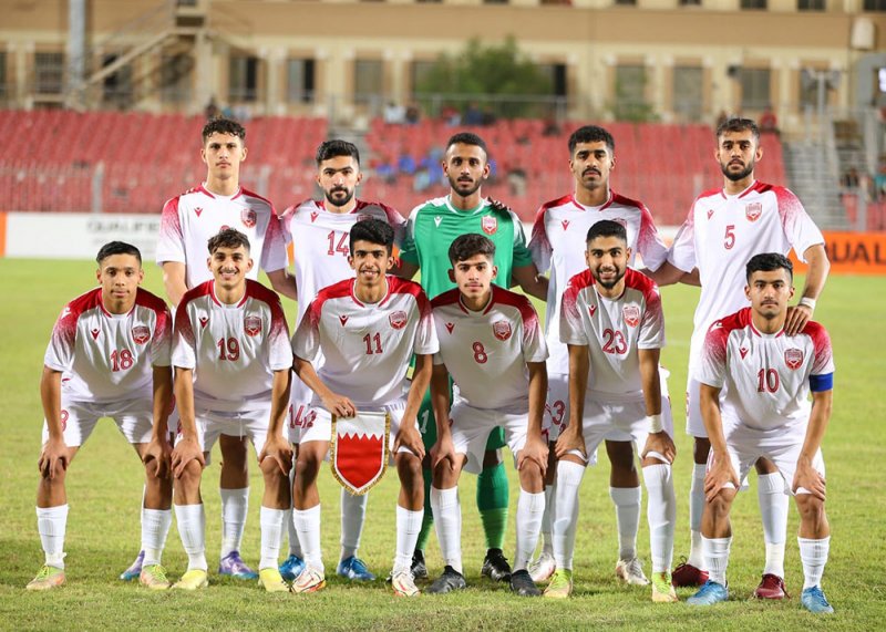 أحمر الشباب بطموحات التأهل يلاقي قطر.. اليوم