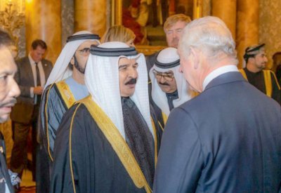 جلالة الملك المعظم يقدم التعازي والمواساة بوفاة جلالة الملكة إليزابيث الثانية