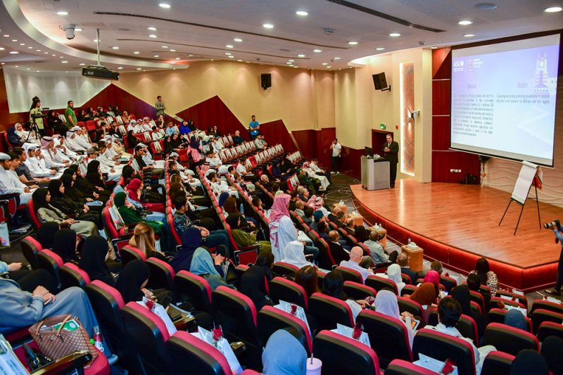 جامعة العلوم التطبيقية تقيم يوم التهيئة للطلبة المستجدين