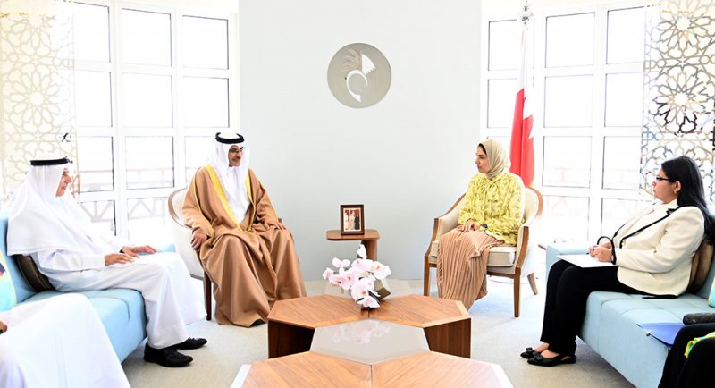 الأنصاري تبحث مع وزير التنمية الاجتماعية خطة التعاون القادمة