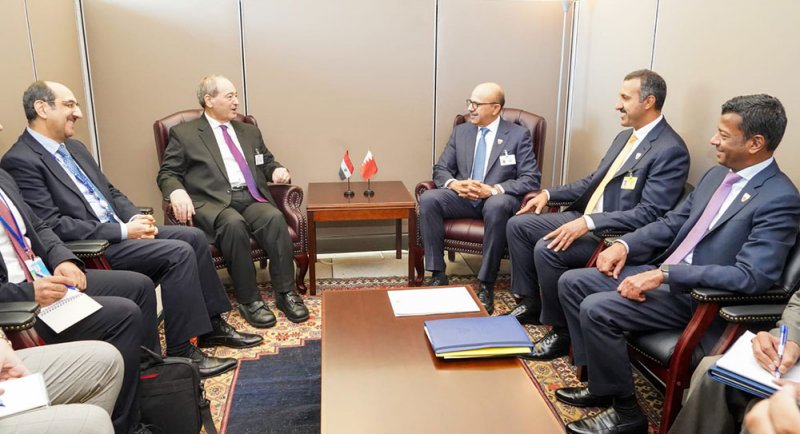 وزير الخارجية يجتمع مع وزير الخارجية والمغتربين السوري