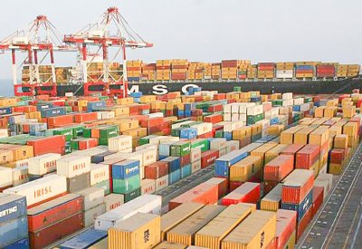 صادرات السعودية غير النفطية  تقفز 26.4 % إلى 7.12 مليار دولار