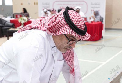 حضور هادئ للمترشحين والناخبين