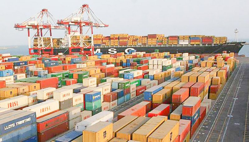 صادرات السعودية غير النفطية  تقفز 26.4 % إلى 7.12 مليار دولار