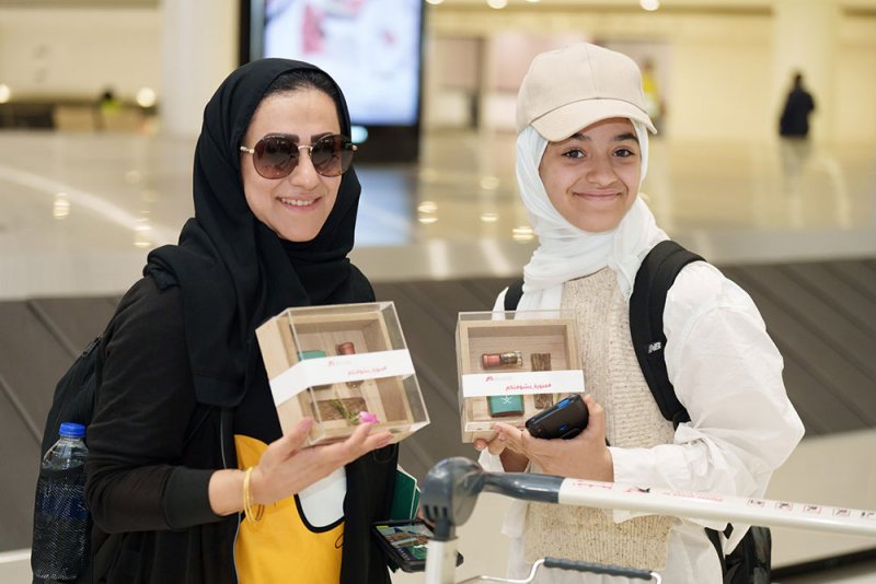 بالصور: مطار البحرين الدولي يحتفي باليوم الوطني السعودي الـ92