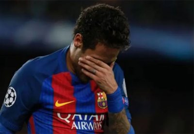 التسريبات تتواصل.. نيمار بكى كثيرًا قبل الرحيل من برشلونة