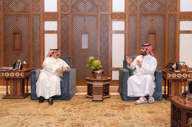 جلالة الملك المعظم يلتقي صاحب السمو الملكي ولي العهد السعودي
