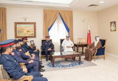 سمو محافظ الجنوبية يكرم عدداً من ضباط الدفاع المدني تقديراً لمستوى التنسيق الأمني والشراكة المجتمعية