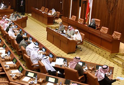 هل سينجح النواب القدماء بإقناع الناخبين بإعادة ترشيحهم؟