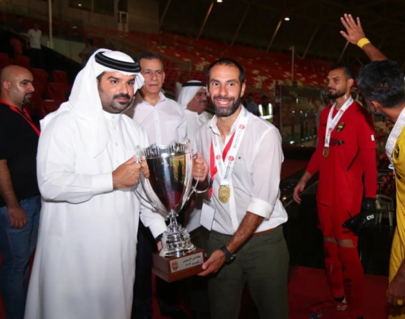 الخالدية يفك ارتباطه بمدربه برونو