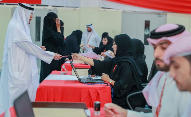 تلفزيون البحرين يعلن عن تواجده في "مراكز التسجيل" لتسجيل كلمات مترشحي "النواب"