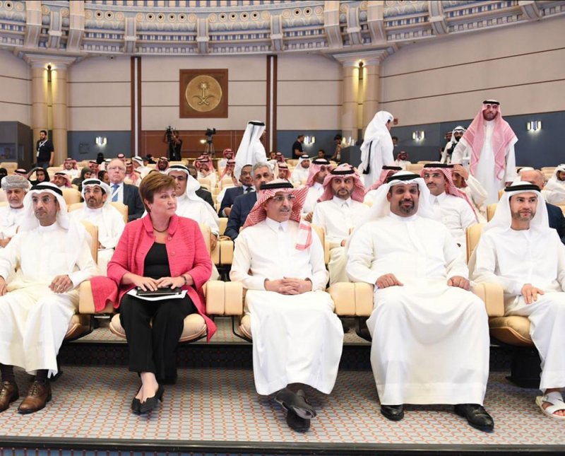 معالي وزير المالية والاقتصاد الوطني يترأس وفد مملكة البحرين في اجتماع لجنة التعاون المالي والاقتصادي لمجلس التعاون