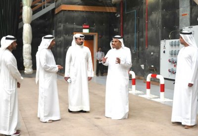 وزير شؤون الإعلام يزور مدينة دبي للإعلام ويشيد بتطور البنية التحتية الإعلامية في الإمارات