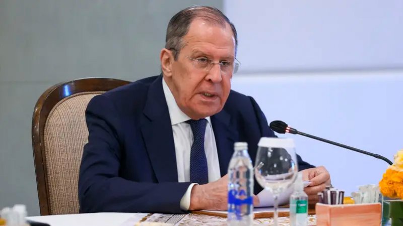 لافروف: حذرنا دول الناتو من تداعيات تزويد أوكرانيا بالأسلحة